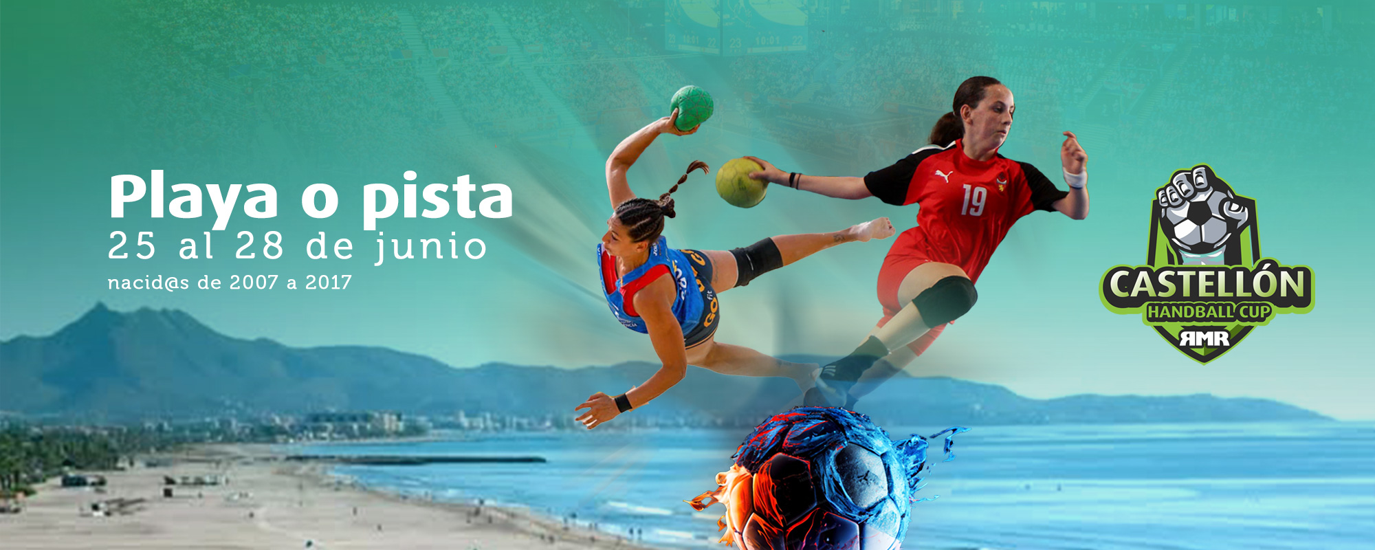 Jugadoras de balonmano pista y playa en Castellón